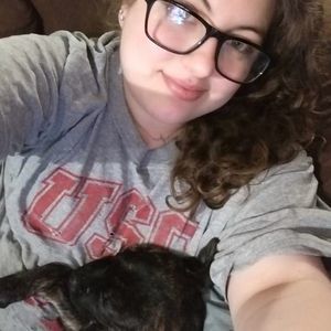 Meet your Posher, Casandra